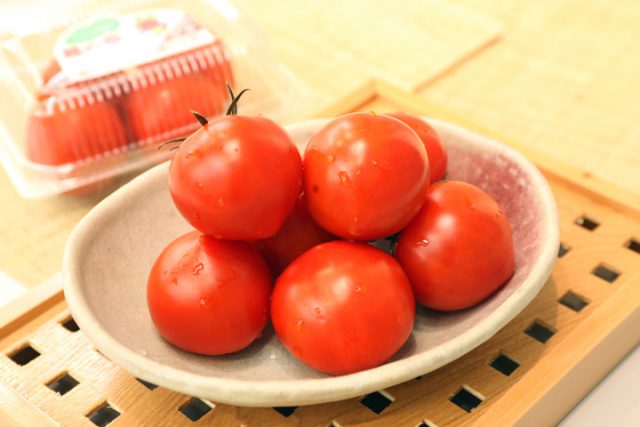 福井皇室献上品越のルビートマトの画像