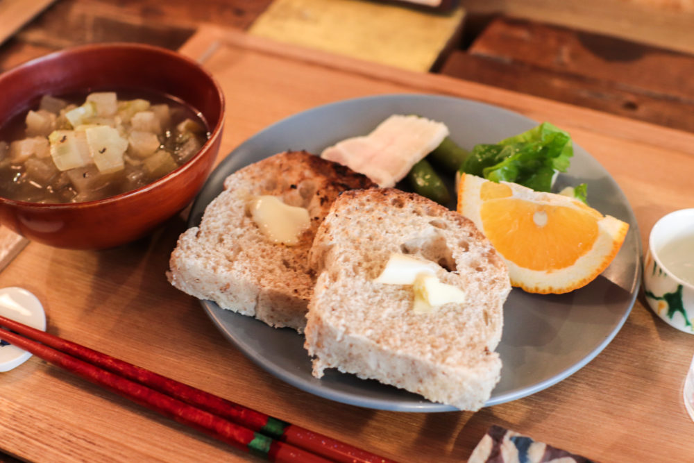 手作りパンとスープが体に染み込む。『クマゴロー』の朝ごはん【福井市】